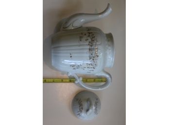 7 Inch White Antique Teapot