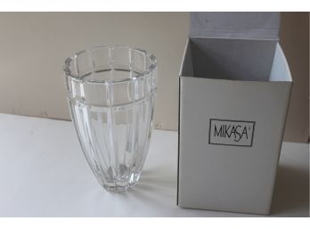 Mikasa Crystal Vase With Box