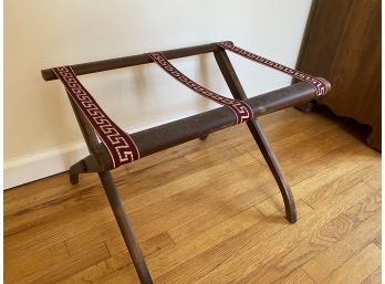 Folding Wood Luggage Stand With Cloth Straps