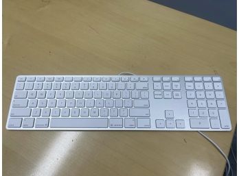 Apple Mac Keyboard With Number Pad, Corded