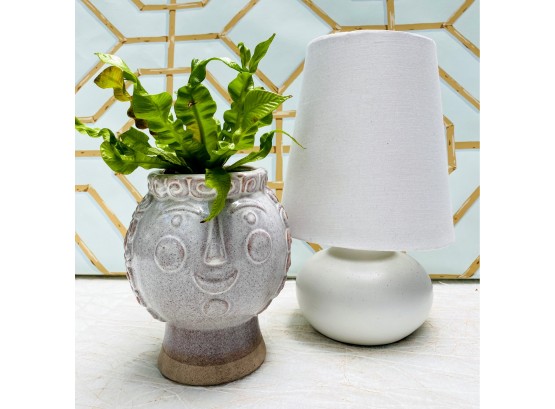 Cute Vessel And Lamp
