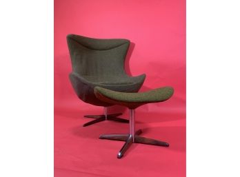 Vintage Jacobsen Style Green Egg Chair & Ottoman