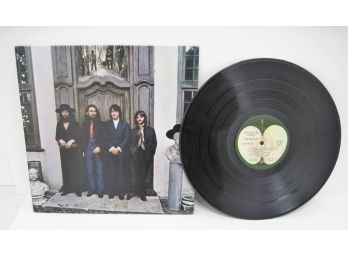 Vintage Vinyl LP 1970 The Beatles Again
