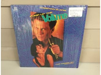 Pump Up The Volume. Christian Slater On 1990 Columbia Pictures Home Video Laser Disc. Laser Disc In Mint.