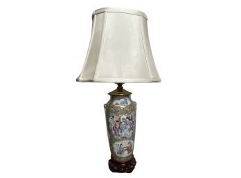 Attractive Rose Asian Table Lamp