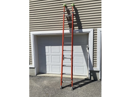 Werner Extension Ladder D6220-2