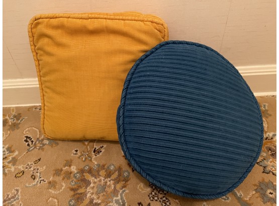 Small Accent Pillows Yellow Square And Blue Round Courderoy