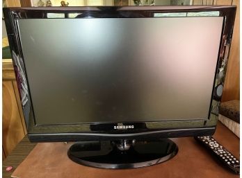 Samsung 22-inch Flat Panel TV