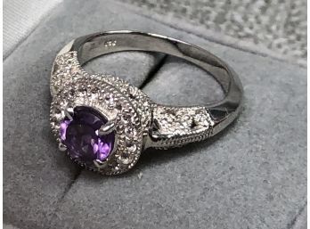 Wonderful Vintage Style Sterling Silver / 925 Ring With Deep Color Amethyst - Beautiful Setting - High Quality