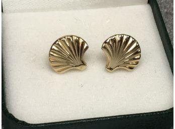 Wonderful 14kt Gold Sheel Form Earrings - See Photo For Size - With 14kt Gold Backs & Posts Very Pretty !