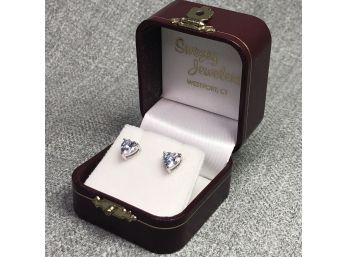 Lovely Brand New Pair Sterling Silver / 925 Earrings With Heart Shaped Sparkling White Topaz - Beautiful !