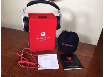 Very Nice BEATS By DR. DRE Headphones -  Silver & Black - With Original Box, Booklet & Drawstring Pouch