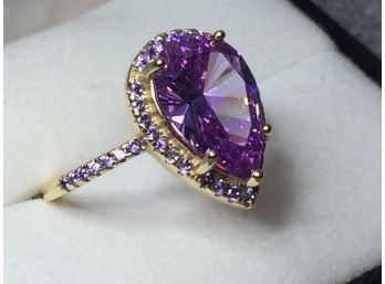 Fabulous Sterling Silver With 14kt Gold Overlay Ring - Teardrop Amethyst & Encircled With Pale Amethysts