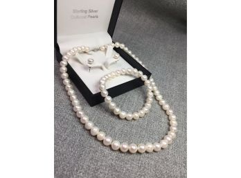 Lovely Brand New Cultured Pearl & Sterling Silver Suite - 18' Necklace - Bracelet & Earrings - Original Box