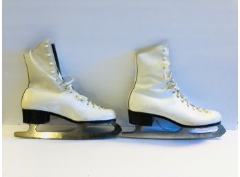 Vintage Ice Skates Size 6.5