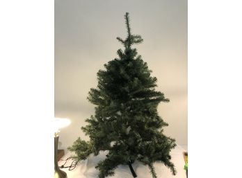 Artificial Christmas Tree In Stand 5ft