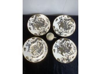 Royal Worchester Fine Bone China Black White And Gold 4 Plates And Mug
