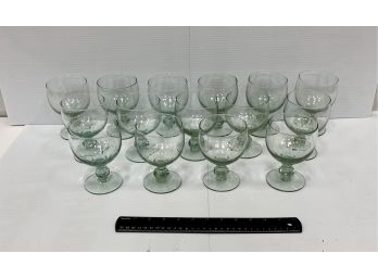 15 Greenish Tint Glasses With Bubbles