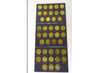 Bronze Mint Struck Coin History Of US Presidents - Washington To Clinton In Whitman Style Folder