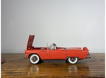 The Danbury Mint - 1956 Ford Thunderbird