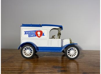 ERTL - 1913 Ford Model T Delivery Van - Hostess Cake Brand
