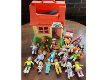 Vintage Cabbage Patch House And Dolls
