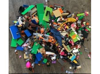 Lot Of Miscellaneous Lego Pieces And Instruction Booklets
