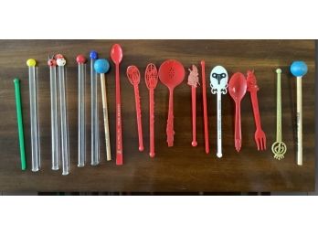 Lot Of 18 Vintage Drink Stirrers, Spoons. Glass And Plastic