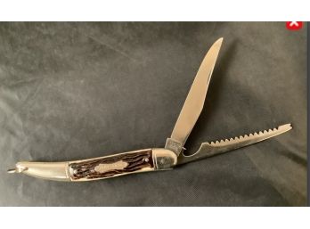 Vintage Folding Fishing Knife Manufactured By Colonial. Made In The USA. Stainless Steel Blades.