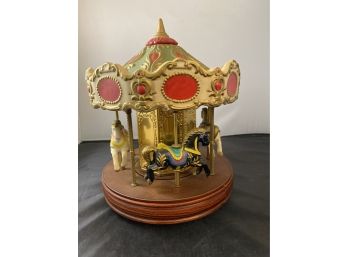 Beautiful Battery Operated  Porcelain & Wood Working Musical Carousel Figurine