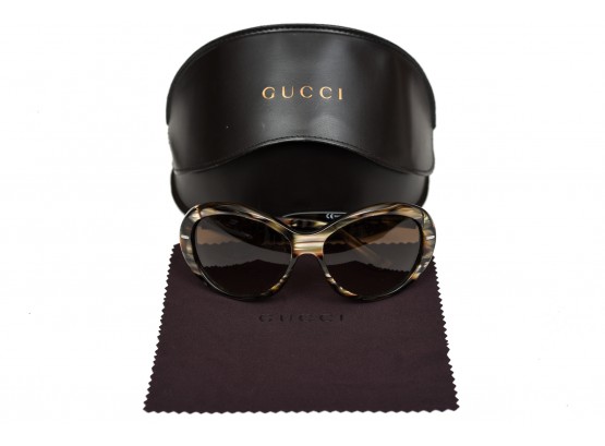 Gucci Sunglasses Style 2988/S