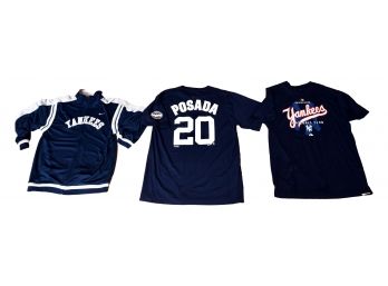 New York Yankees Posada Shirt And More (Size Large)