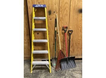 Ladder & Tools