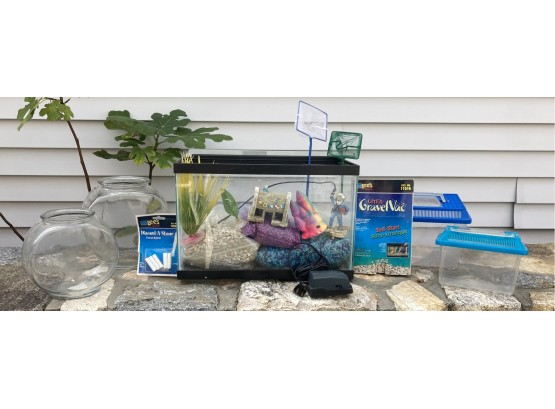 Fish Tanks With Supplies And Small Animal Enclosures