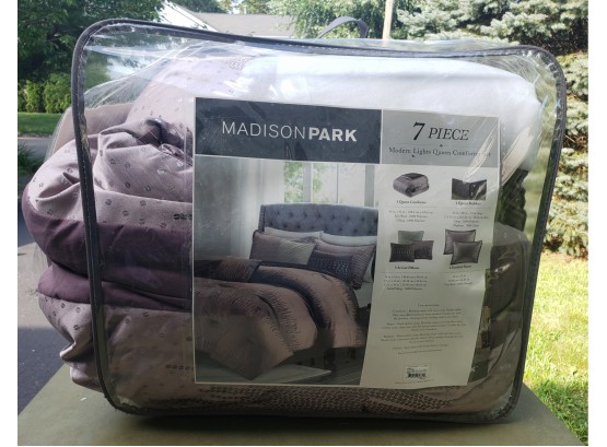 Madison Park Queen Comforter