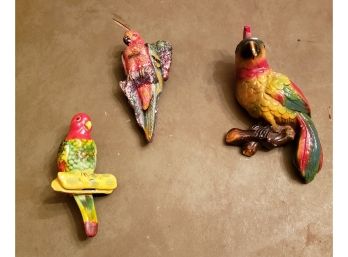 Vintage Hanging Parrot Wall Lot