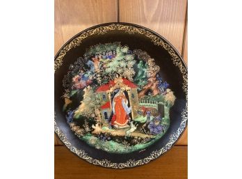 Vintage Plate #7 Collectors Plate With Wonderful Colors And In Great Shape