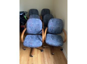 Set Of 6 Chairs On Wheels