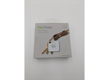 Tile Mate 1-pack - Bluetooth Tracker, Keys Finder And Item Locator For Keys, Bags And More.