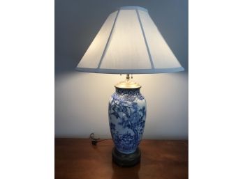 Antique Chinese Ginger Jar  Blue & White Table Lamp With Brass Base  28'H Base 6'D