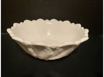 Vintage White Milk Glass Serving Footed Bowl (8 3/4 Inches In Diameter)
