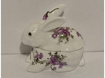 Vintage English Bone China Bunny Lidded Violets Trinket Box (Mann?)