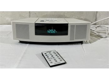 Bose Wave - Radio / CD In White