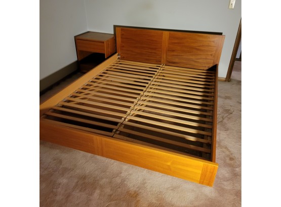 Queen Size Bed Frame With Drawer