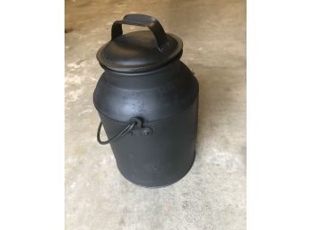 Metal Fireplace Ash Bucket With Lid 15H