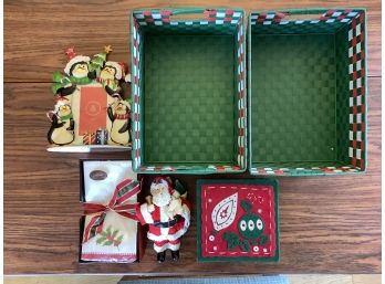 Lot Of XMAS Items. All Items Appear To Be New / Never Used.