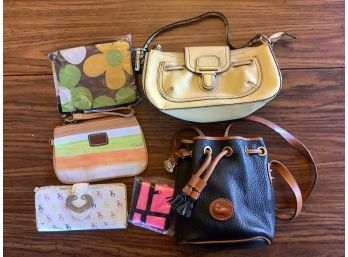 Nice Vintage Dooney And Bourke Leather Handbag And Several Other Handbags /wallets.