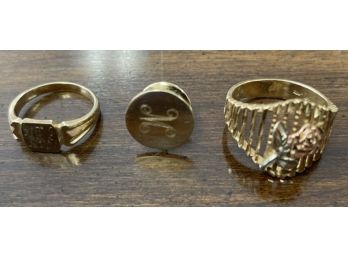 Lot Of Three Pieces Of Pretty Gold Jewelry: Two Rings, And One Tie Pin