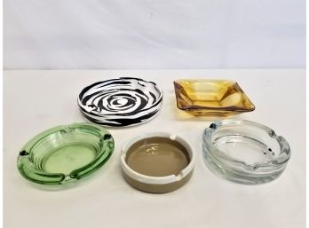 Five Vintage Various Sized Glass And Ceramic Ash Trays