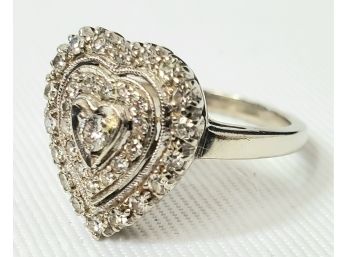 Very Pretty 14k White Gold & Diamond Heart Shaped Ladies Ring - Size 6.5